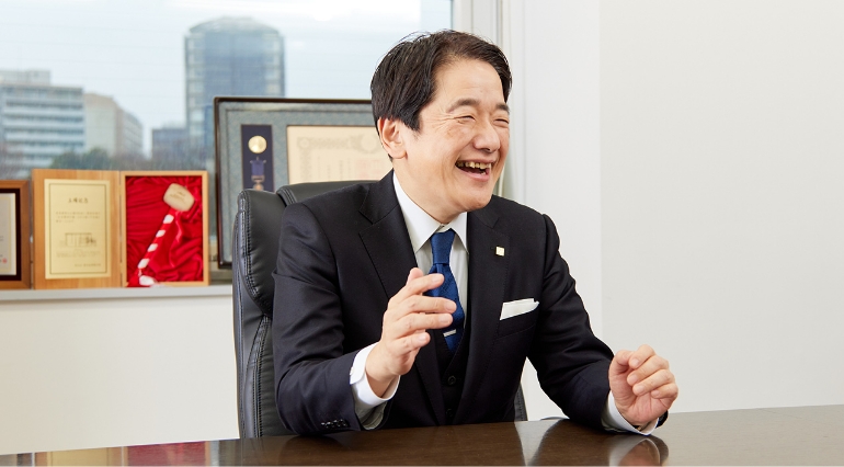 代表取締役社長　黒木 勉